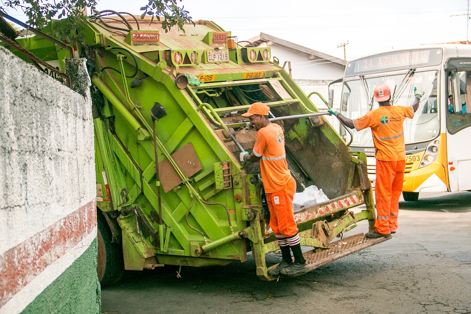 truck garbage collector